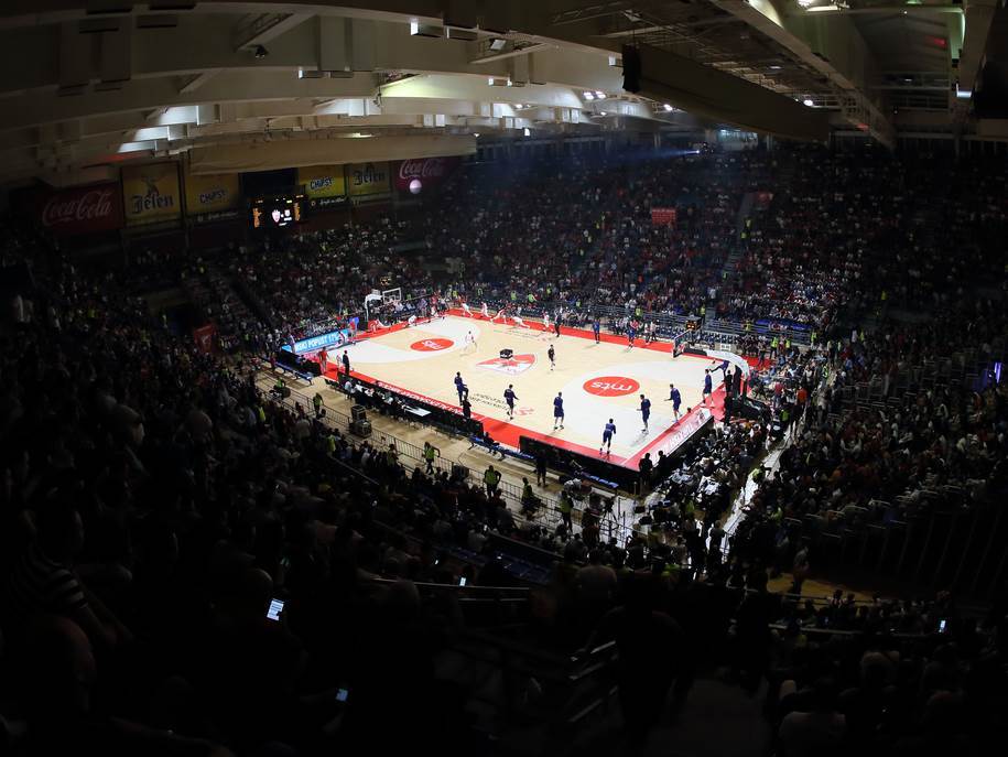  Crvena-zvezda-Valensija-u-hali-Pionir 