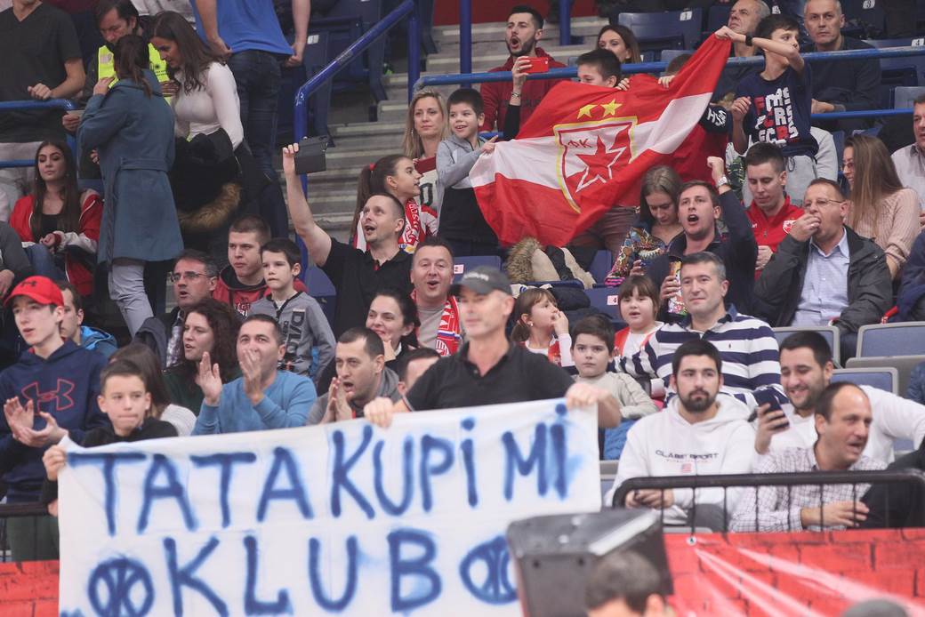  Tata-kupi-mi-klub-transparent-Nebojsa-Covic-Filip-Covic-navijaci-Zvezde-protiv-Olimpijakosa-UZIVO 