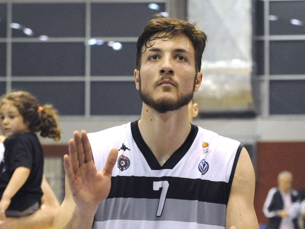  lovernj odbio da se vrati u partizan  