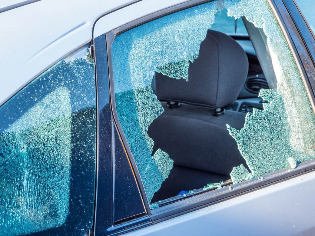  Incident kod Prijedora: Polupao auto napadaču nakon što je posječen nožem 