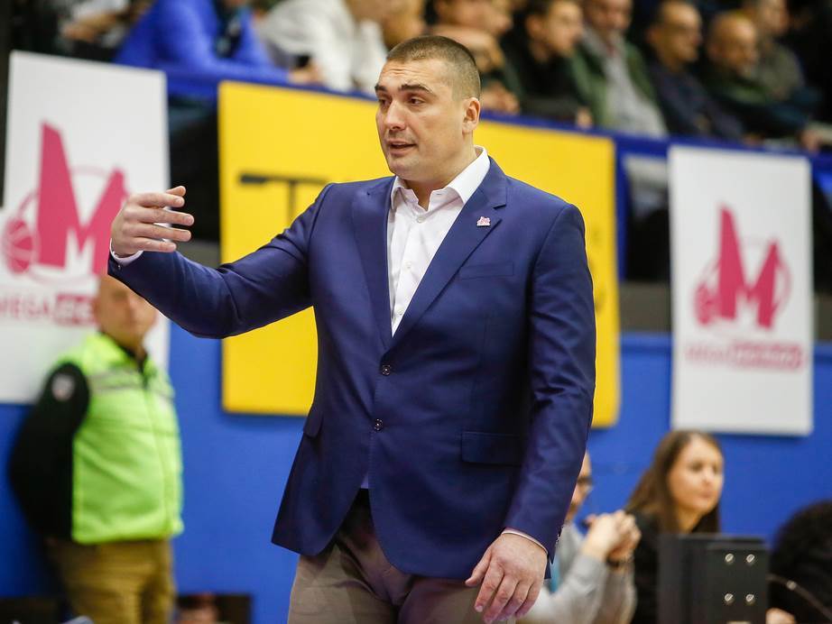  Dejan Milojević: Zvezda kažnjava greške, a kada ovako šutira... 