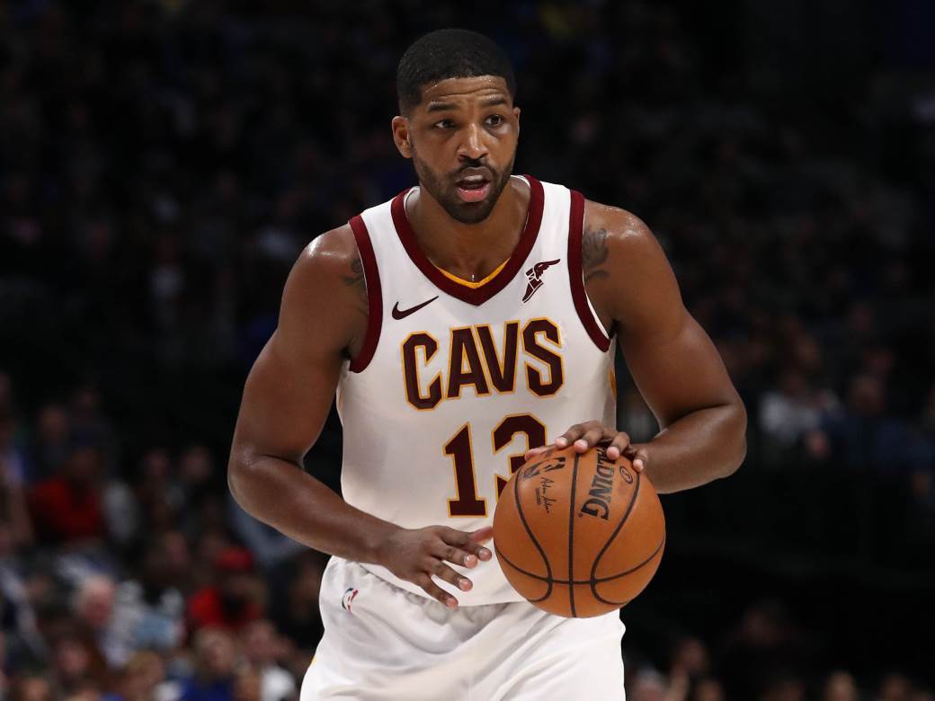  Tristan Tompson NBA Isključenje zbog udaranja po zadnjici 