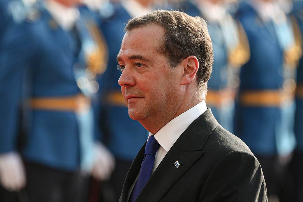 Medvedev nakon ostavke ostaje na čelu vladajuće stranke u Rusiji 
