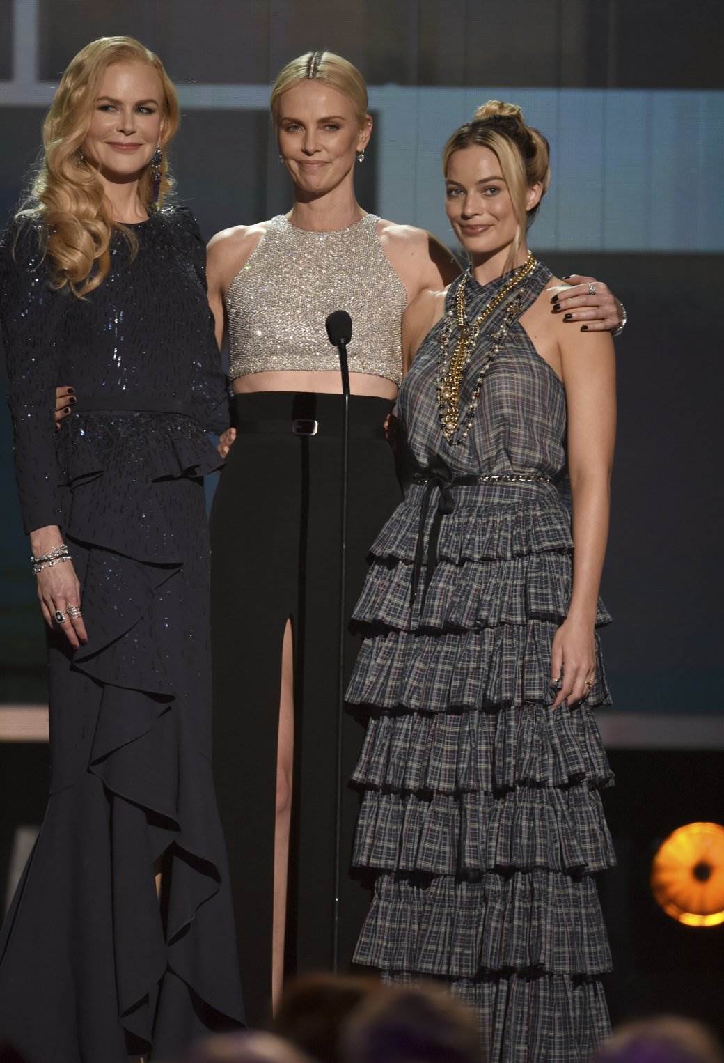 Nikol, Šarliz, Margo