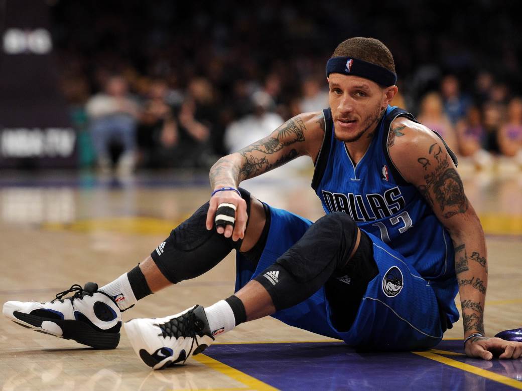  Delonte Vest beskućnik Strašna sudbina nekadašnjeg NBA igrača: Vezan na ulici, prebijen, go... 