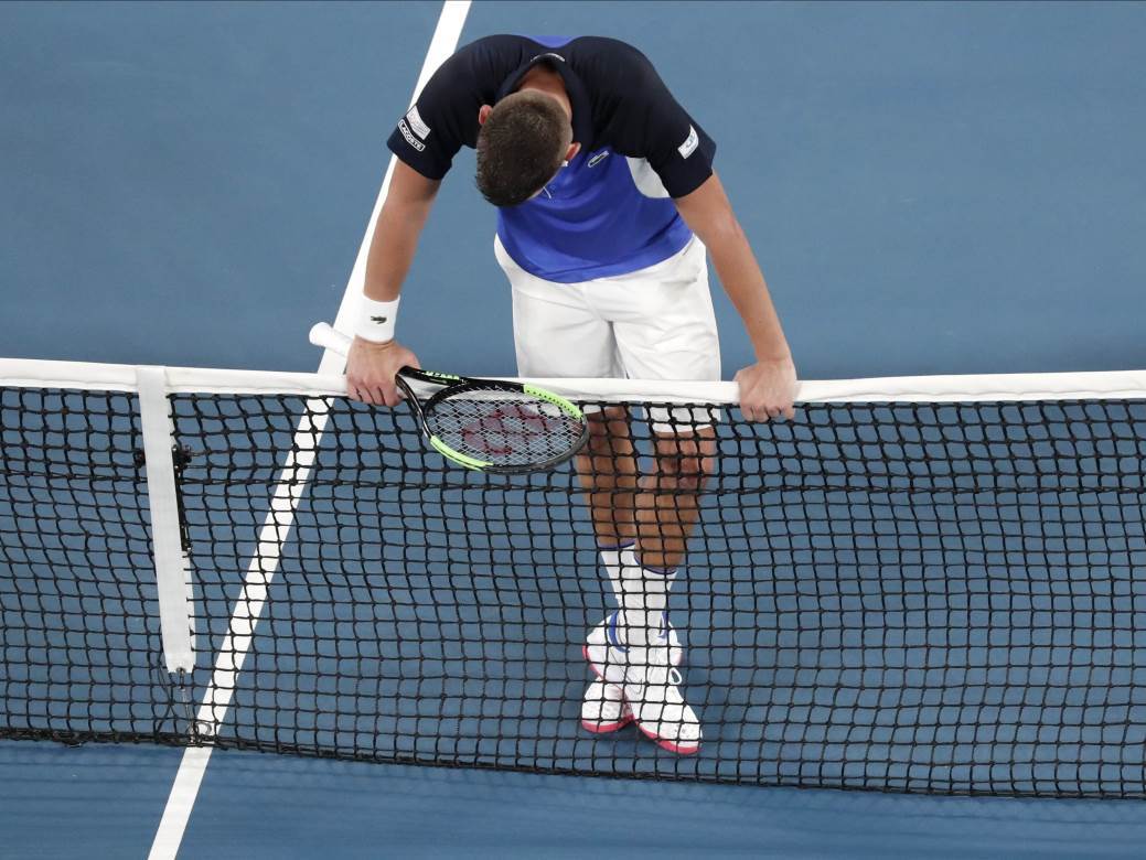  Krajinovic-Federer-0-3-2.-kolo-Australijan-Open 