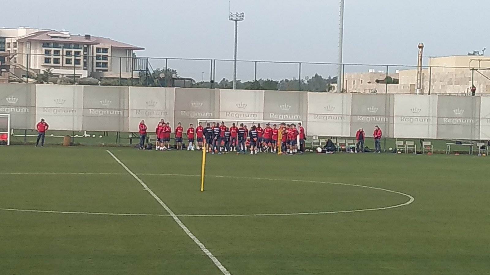  MONDO u Antaliji: Trening bez Jovančića, Milunović odvojeno (VIDEO) 