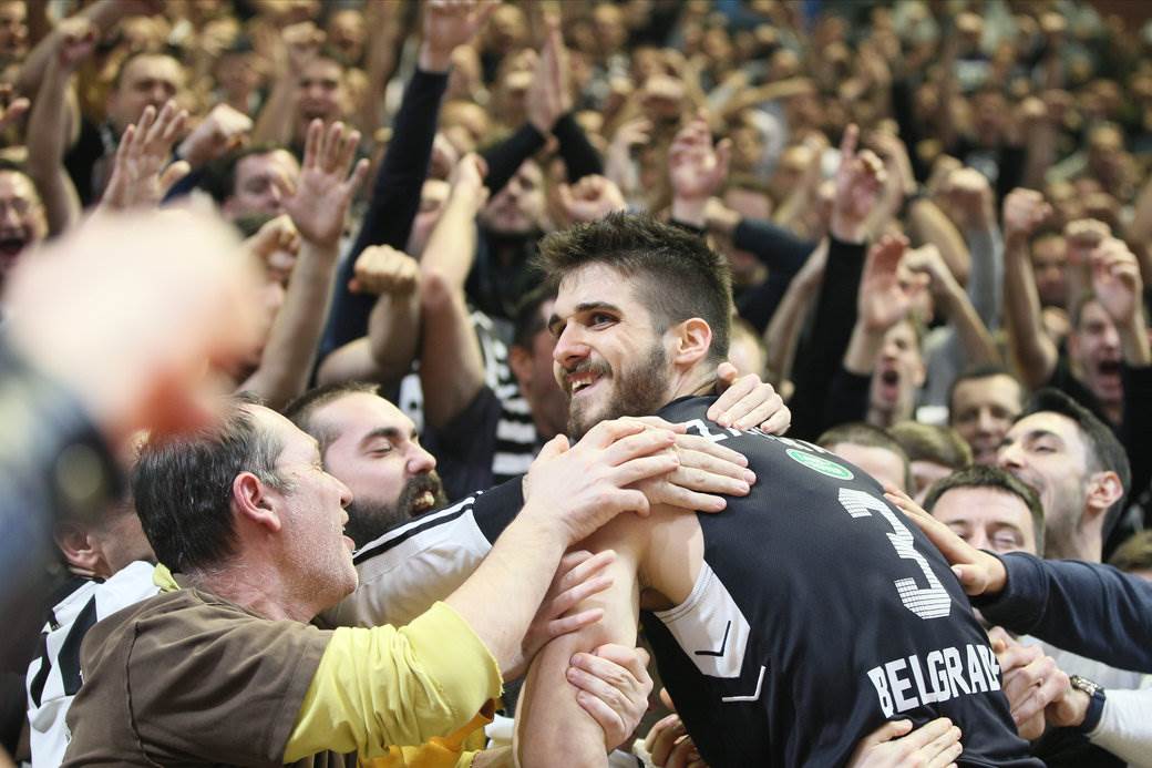  Partizan snažno korača ka TOP 8: Pionir se zatresao i video MOĆNE crno-bele 