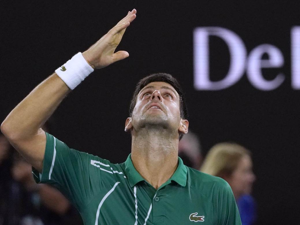  Publika je navijala za Federera, da li će i za Novaka: "Znam da Srbi hoće!" 