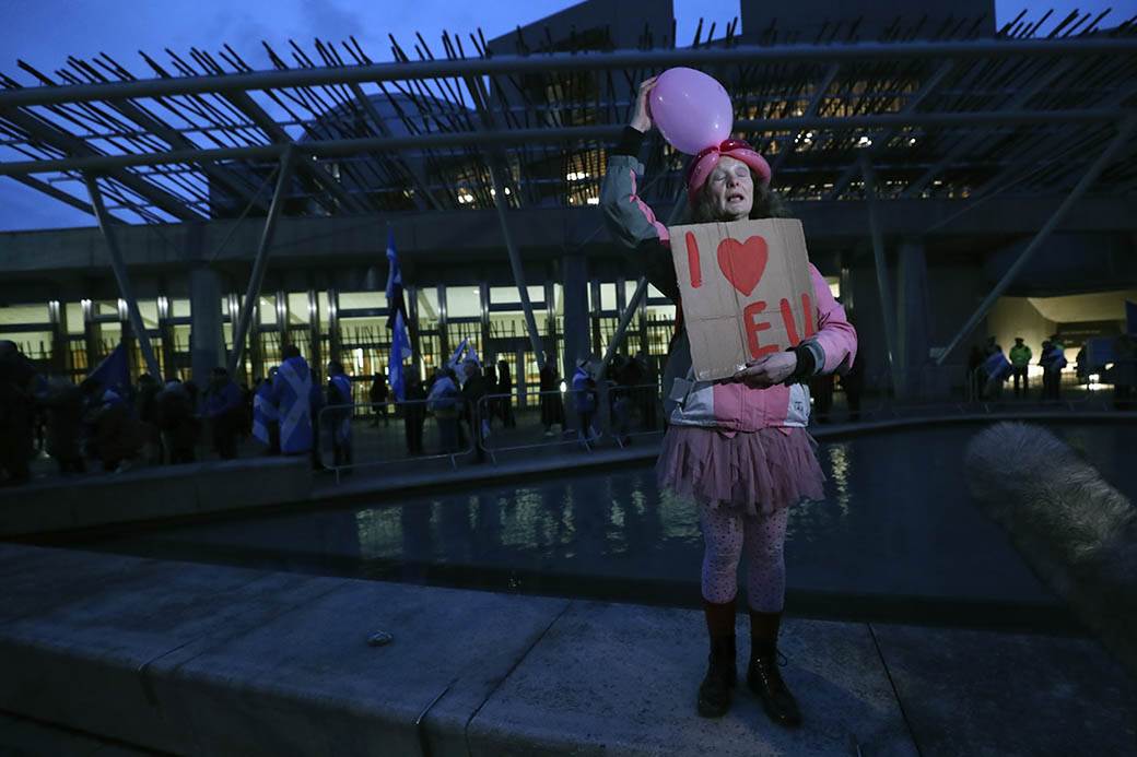 - Tanjug/AP Photo/Scott Heppell - Tanjug/AP Photo/Scott Heppell