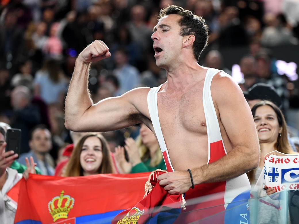 serbia-fans-melbourne-djokovic-thiem-202
