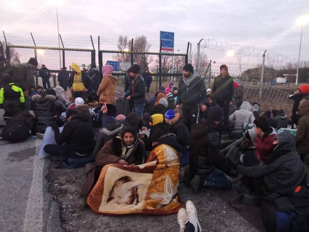  Mađari dobili pojačanje: I austrijski policajci na granici sa Srbijom 