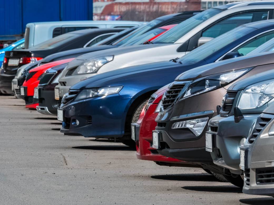  "Novi točkovi" na čekanju: Prodaja automobila pala za trećinu 