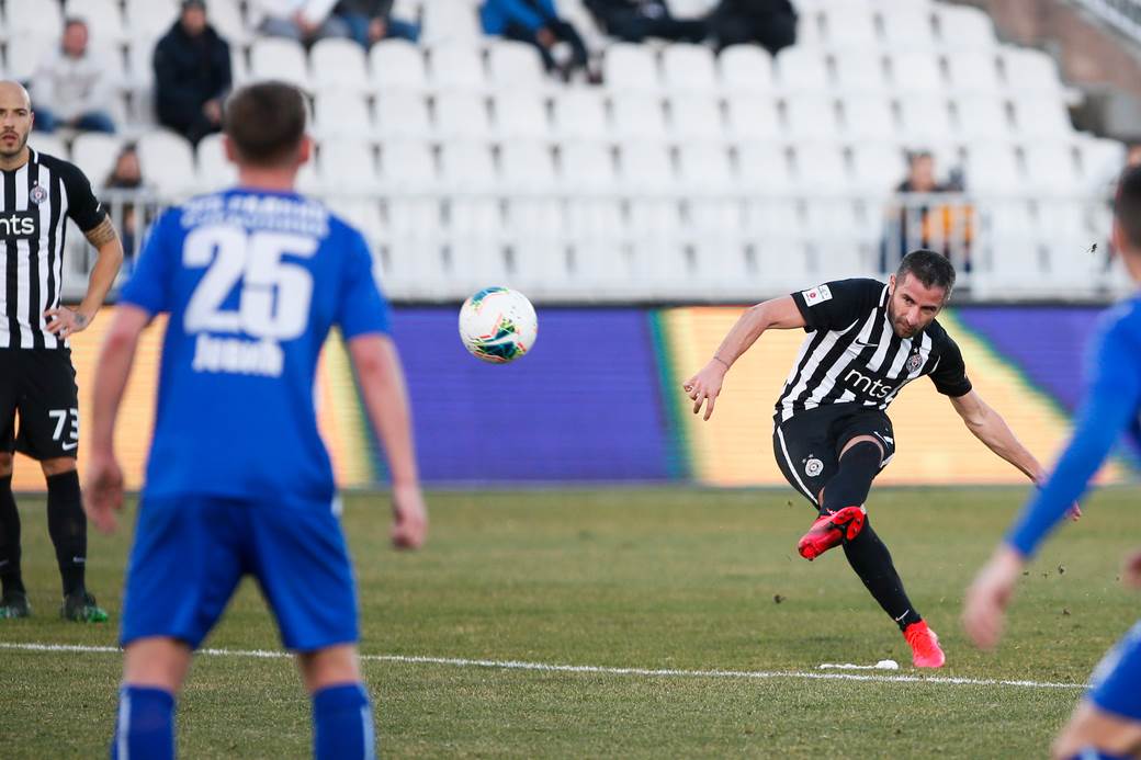  Partizan-Radnik-3-0-Zoran-Tosic-gol-video 