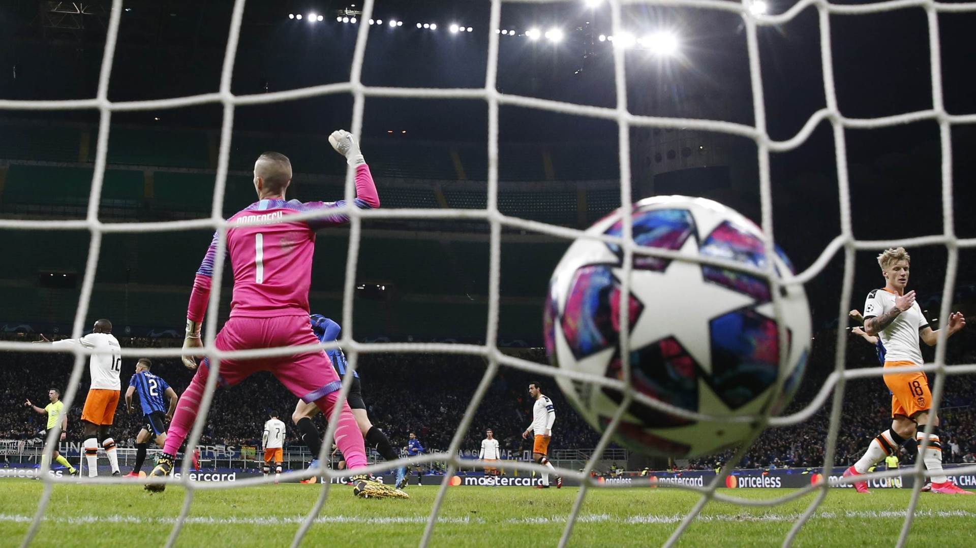  Svetska-zdravstvena-organizacija-preporika-UEFA-bez-fudbala 