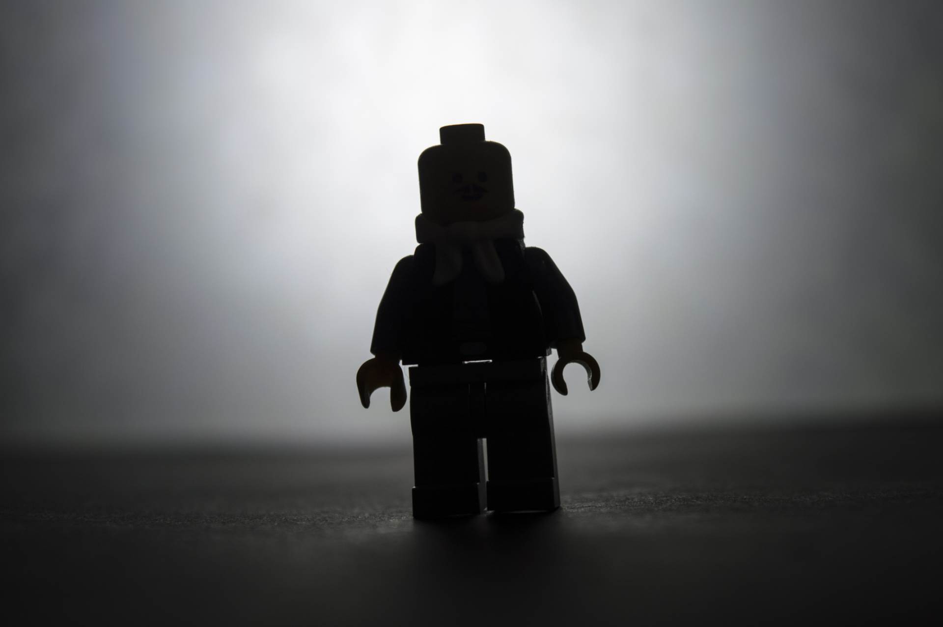 Preminuo dizajner Lego figurice 