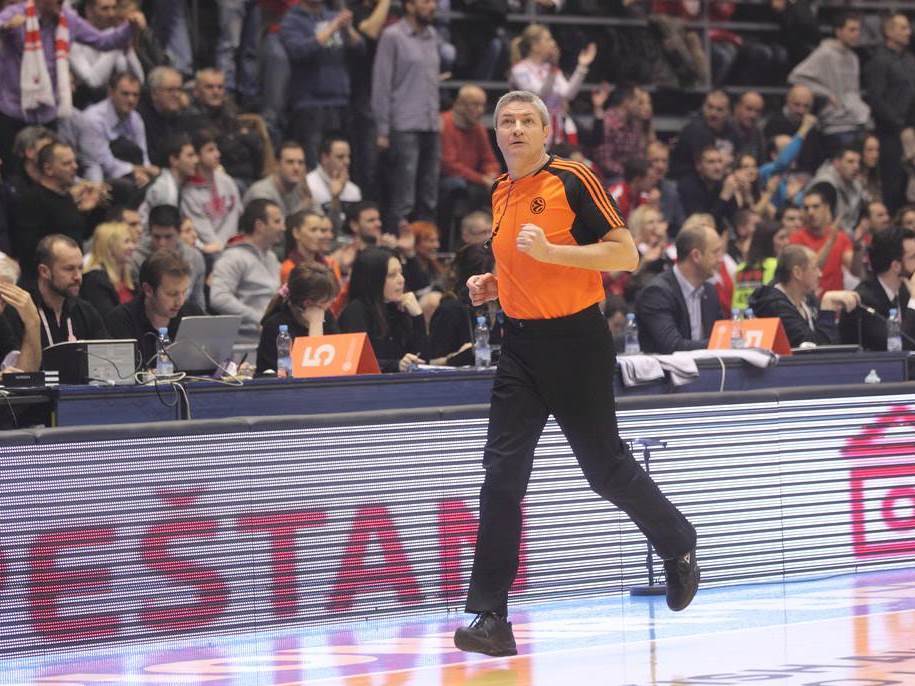  Luidji-Lamonika-sudija-napadnut-Atina-Panatinaikos-Barselona 