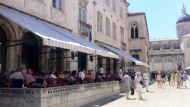  Dubrovnik: Zabranili predstavu zbog "terorizma" 