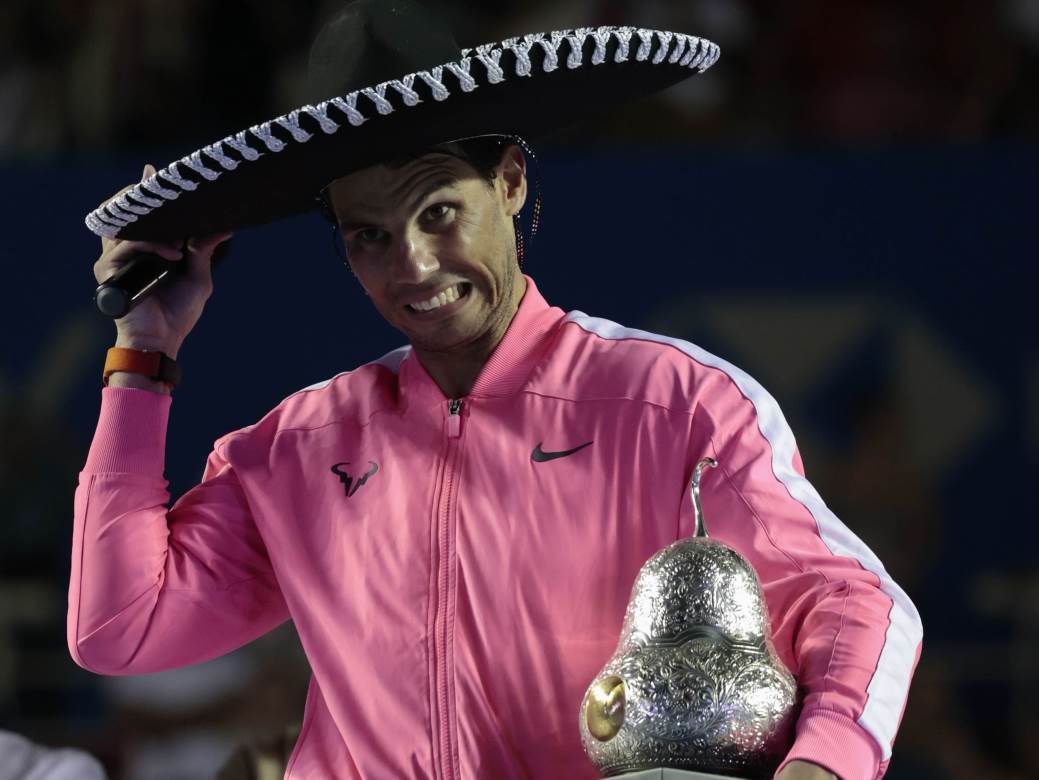  Rafael-Nadal-osvojio-pehar-ATP-turnir-Akapulko 