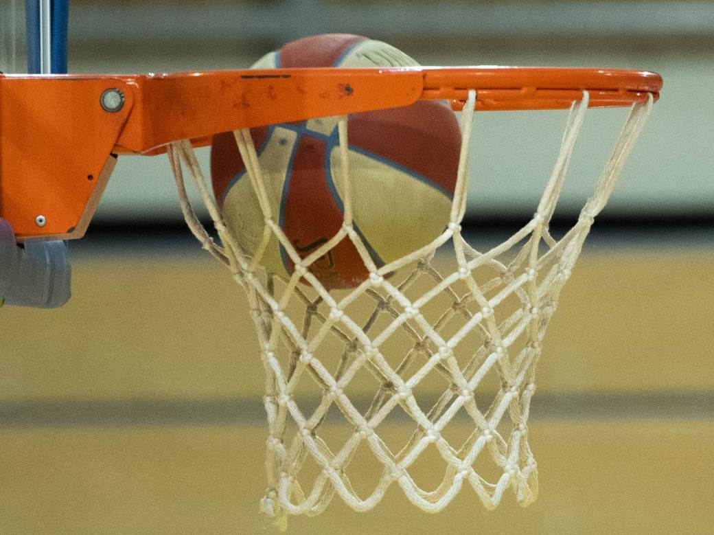  Primorska - CIbona Marko Luković trojka za pobjedu 