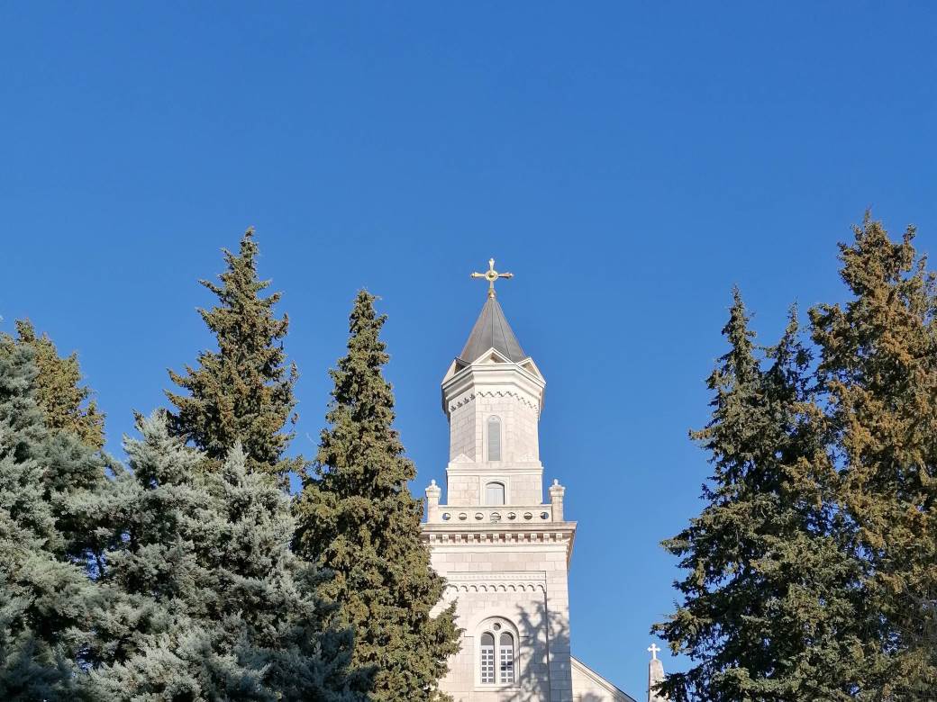  Obijena crkva u rodnom mjestu svetog Vasilija 