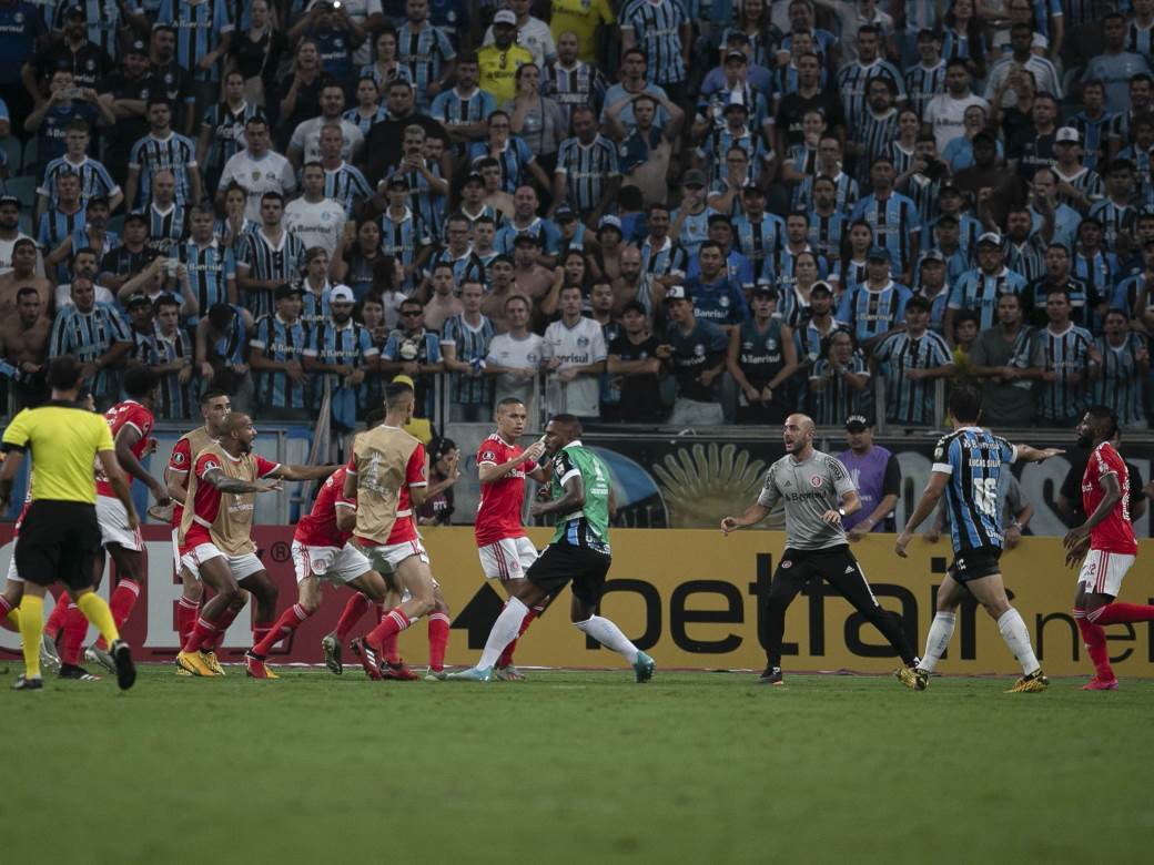  Kopa Libertadores - osam crvenih kartona 