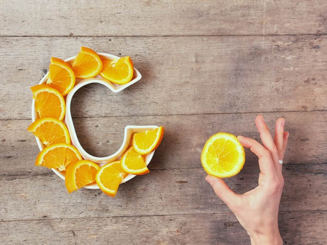  Svi prave dvije velike greške sa vitaminom C: Zbog njih ga tijelo ne apsorbuje, a imunitet slabi! 