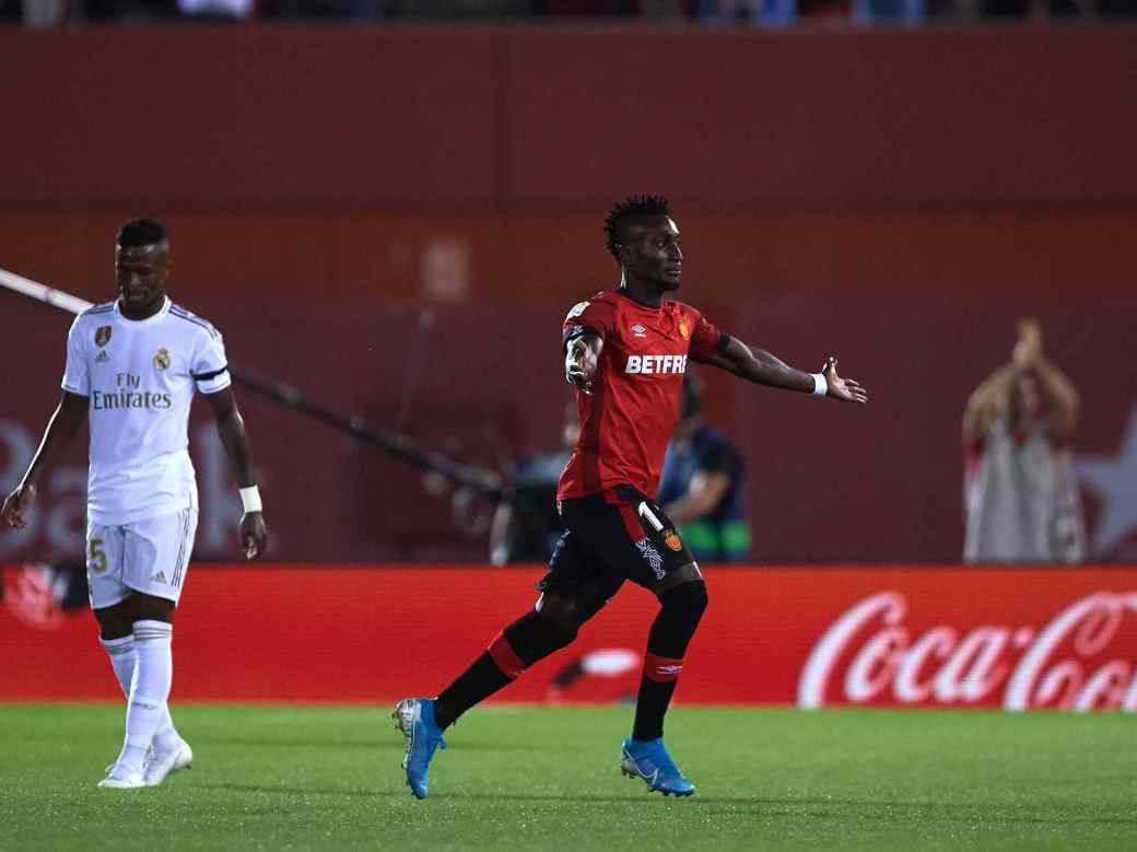  Lago-Zunior-zaprosio-devojku 