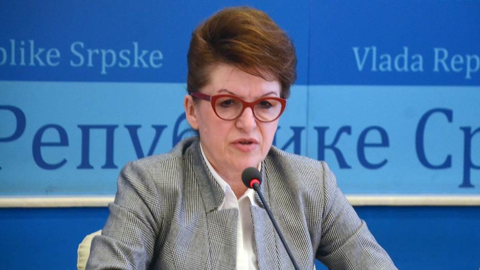 Jeftinije bankarske usluge 