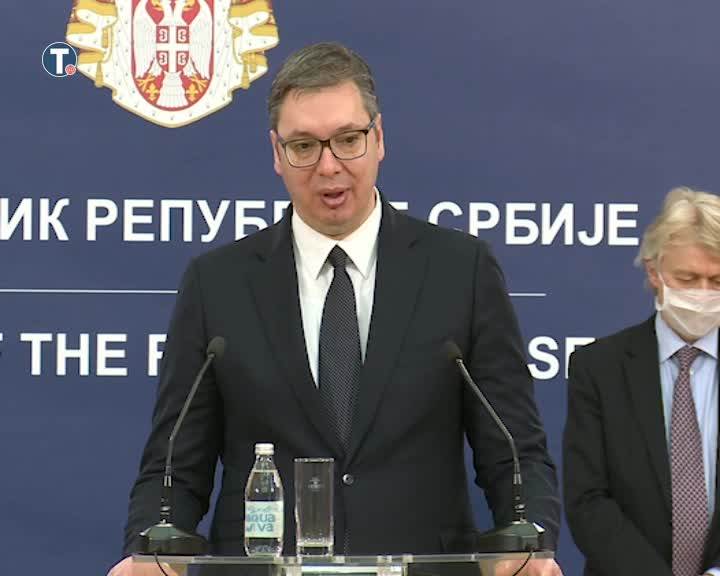  Vučić: Ako bude potrebe uvešću policijski čas 24 sata 