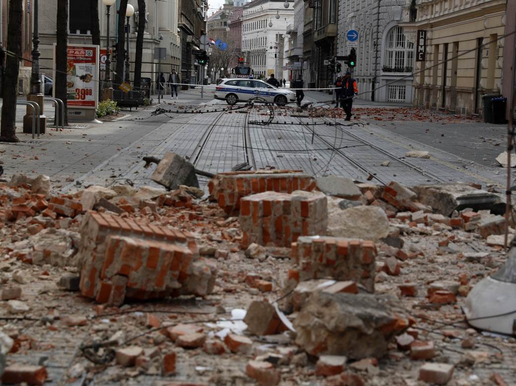  Za MONDO iz Zagreba: Ljudi su na ulicama, plaču, histerija je na vrhuncu 