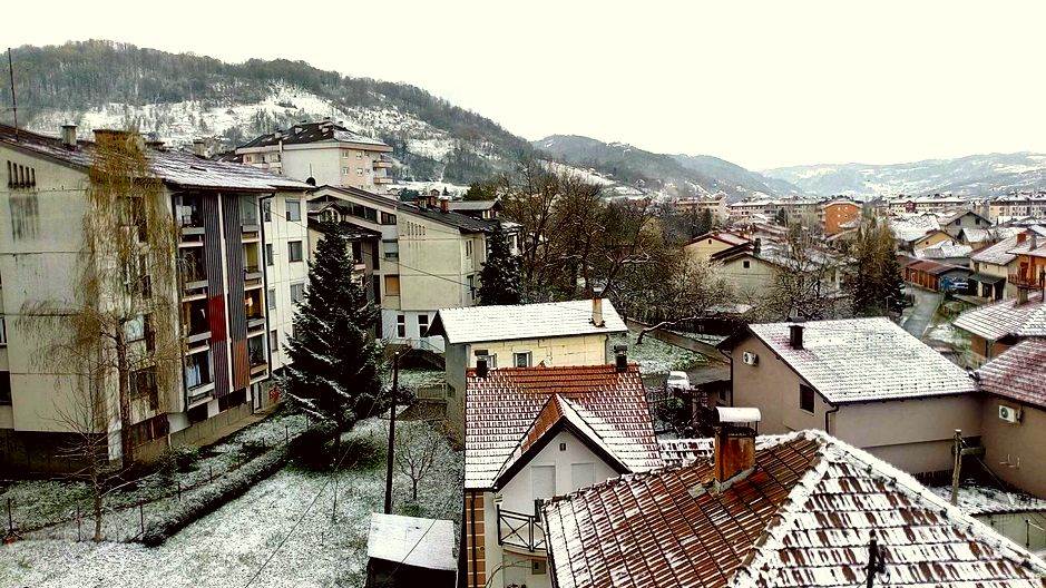  Snijeg zabijelio Banjaluku 