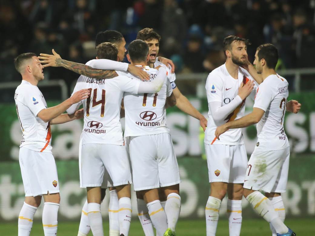  Serija-A-Italija-Roma-borba-protiv-virus-korona-Rim-paketi-za-najstarije-navijace 