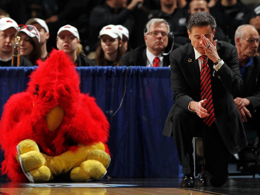  Sportski-dokumentarci-The-Scheme-HBO-2020-Rik-Pitino-FBI-Nike-adidas-i-NCAA 