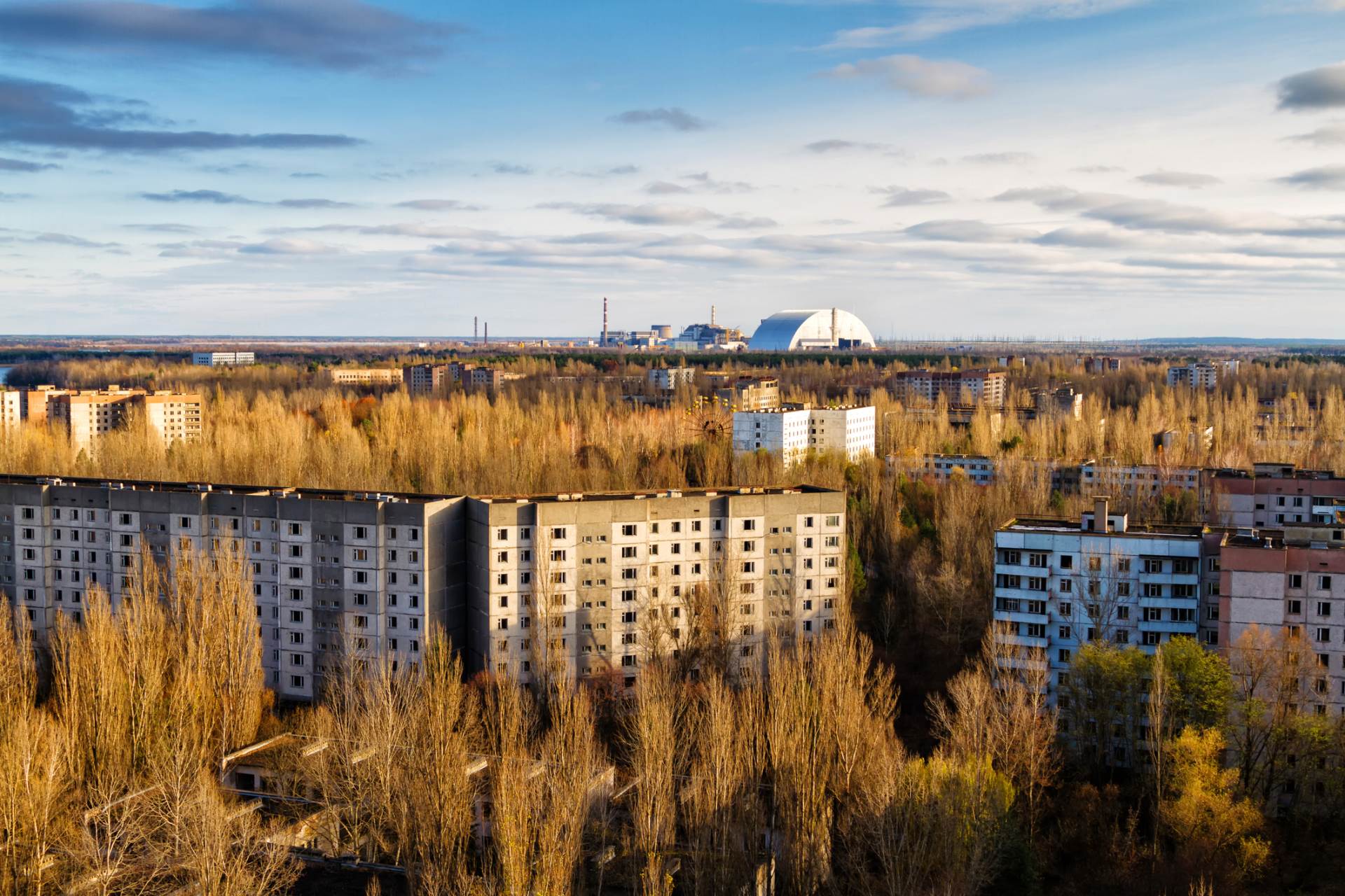  Još i ovo: Požar kod Černobilja povećao nivo radijacije! 