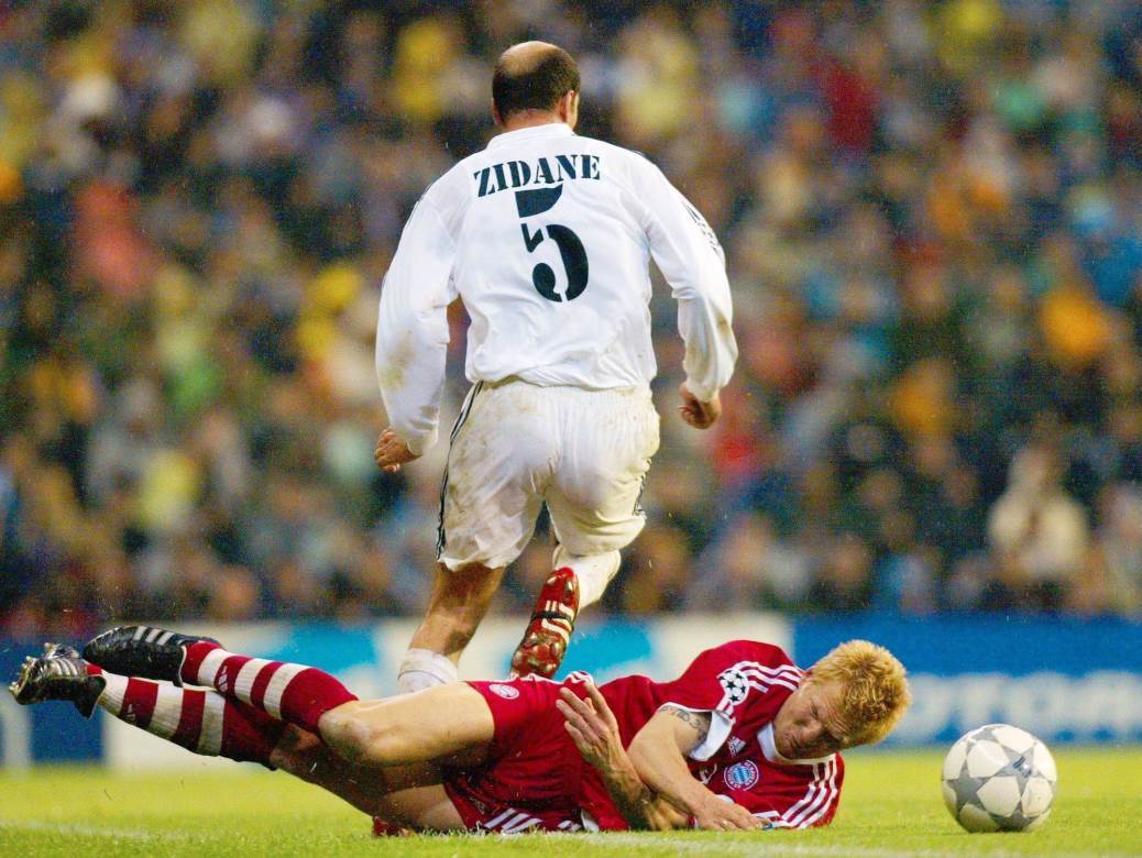  Da ne zaboravimo kakvu je [magiju] imao Zinedin Zidan: Ovakvih majstora danas nema 