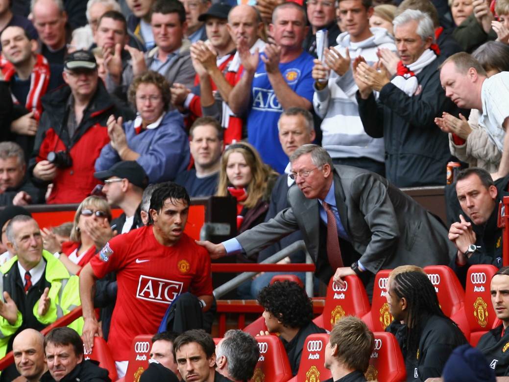  Karlos Tevez ne prašta Aleksu Fergusonu: Sa dedom nije moglo da se priča 