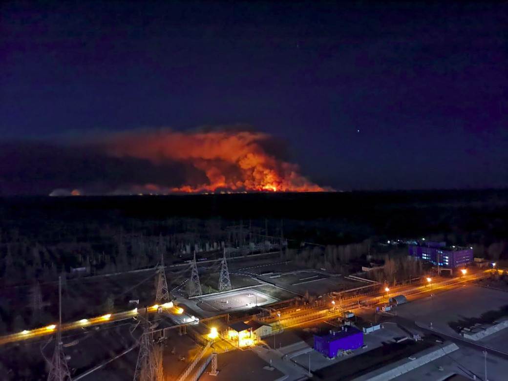  Drama: Požar na kilometar od nuklearke u Černobilju! (VIDEO) 