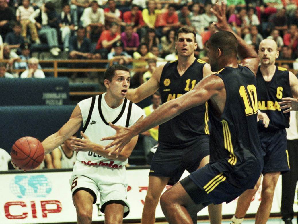 Umro-nemacki-kosarkas-Sasa-Hopman 