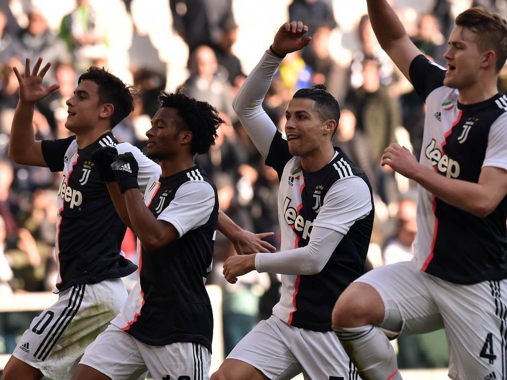  Serija-A-Juventus-Huan-Kvadrado-post-na-instagramu-uvreda-Andrea-Fortunato-Adrijen-Rabio 