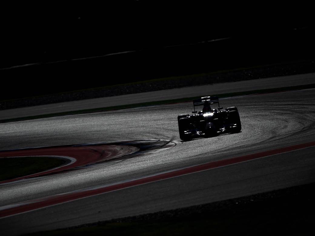  Hamilton-trke-Formule-1-bez-navijaca 