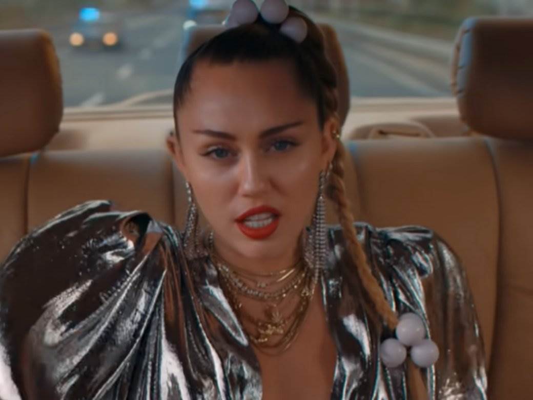  Hit dana: Miley Cyrus - Malibu 