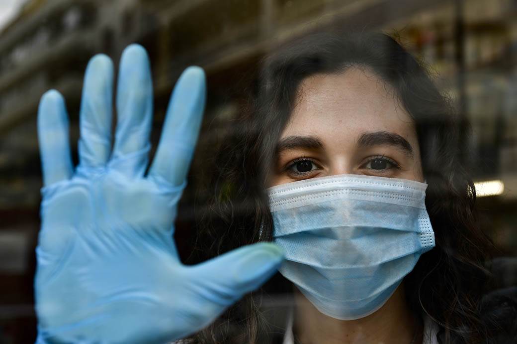  Više od 240.000: Ova zemlja prestigla je Italiju po broju zaraženih virusom 