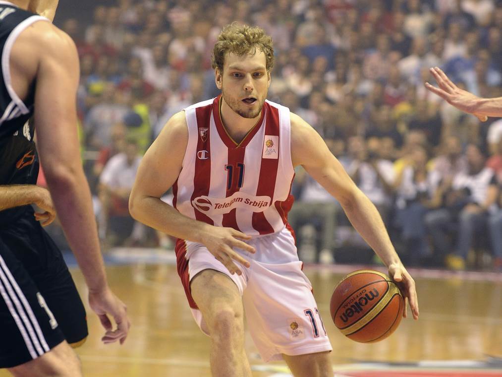 Jaka-Blazic-se-vraca-u-Crvenu-zvezdu 