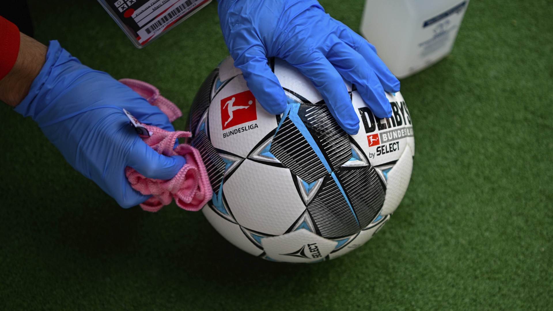  Bajern nije impresionirao: Subotić tragičar, Levandovski i Pavar odlučili! 