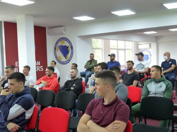  ČELIK: Seferović obavio prozivku, treninzi poslije testiranja na koronu 