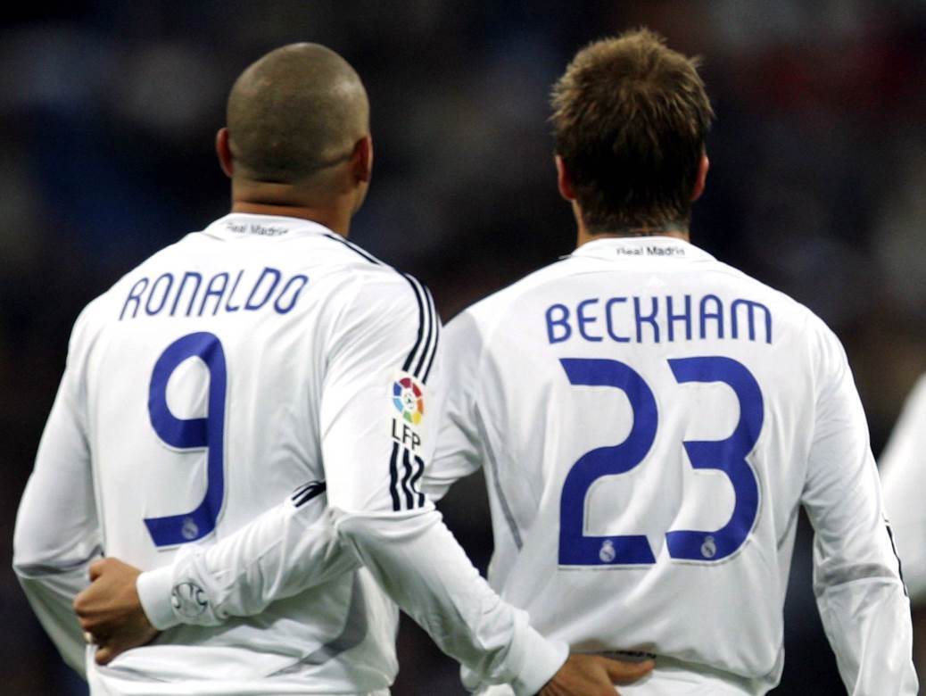  Dejvid-Bekam-Idealnih-11-saigraca-Ronaldinjo-Ronaldo-Figo-Zidan-Kin-Skols 
