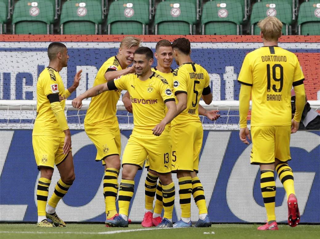  Bundesliga 27 kolo Volfsburg - Borusija Dortmund 0-2 