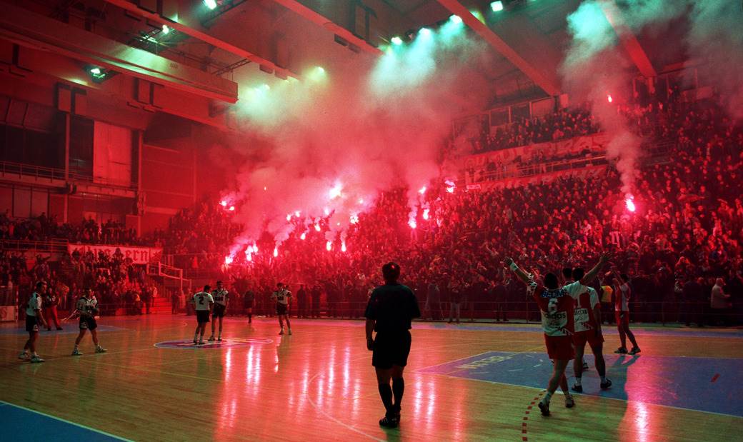  Rukometni-derbi-Partizan-Zvezda-1993-finale-dokumentarni-film-autor-Zika-Bogdanovic-Videostroj 