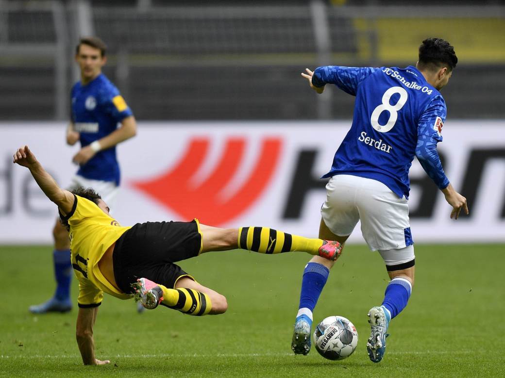  Nova-povreda-Bundesliga-Salke-Suat-Serdar-ne-igra-do-kraja-sezone-povreda 